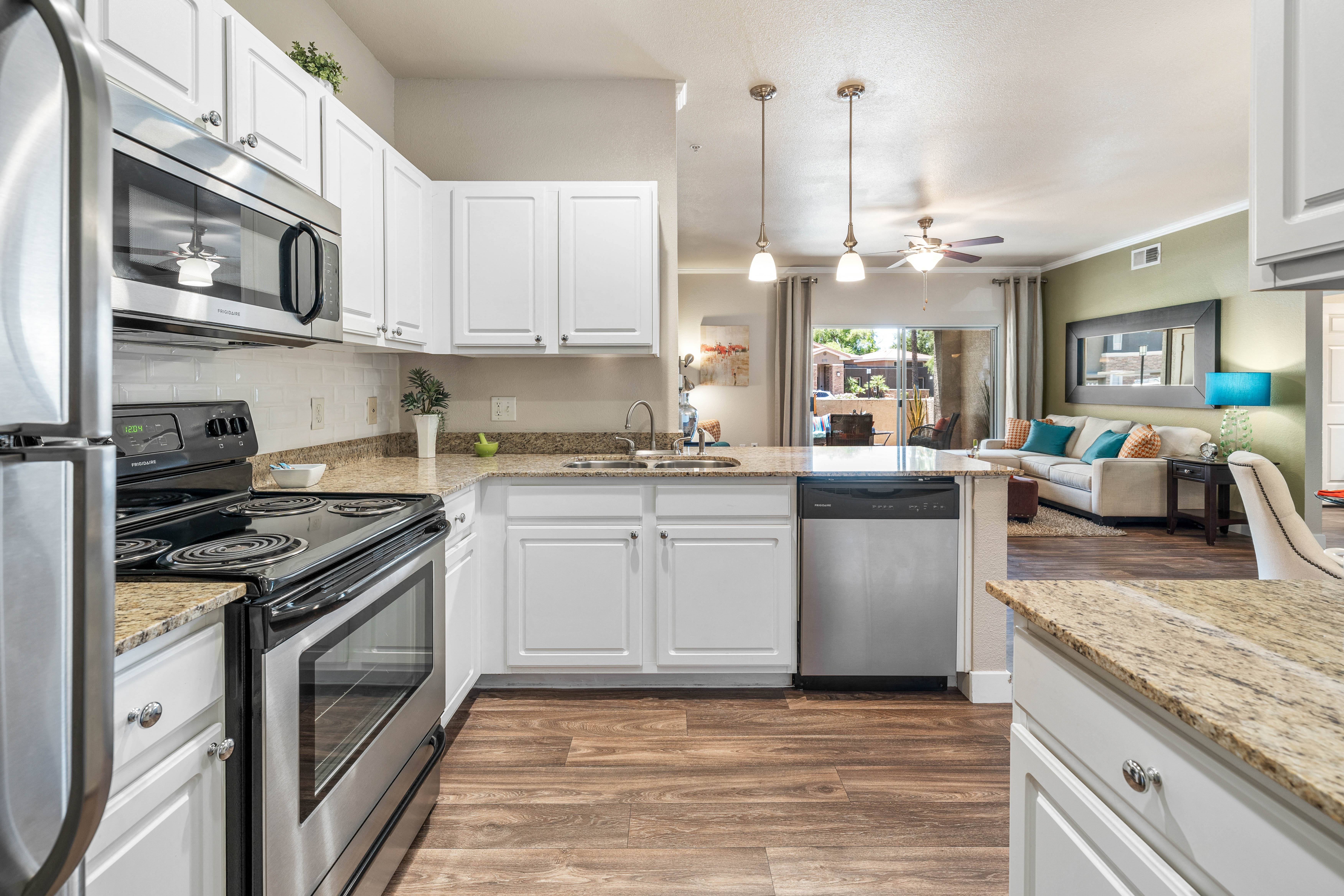 Stonebridge Ranch Apartments photo 3